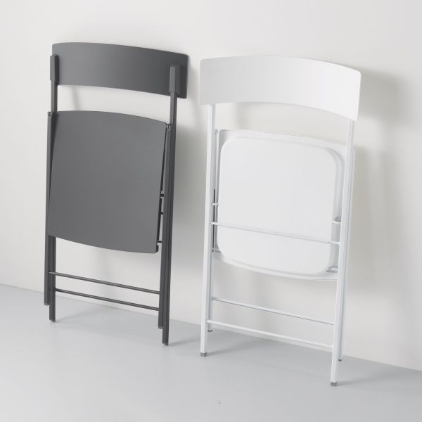 https://www.smartarredodesign.com/36030-large_default/set-6-sedie-pieghevoli-design-moderno-kurt.jpg